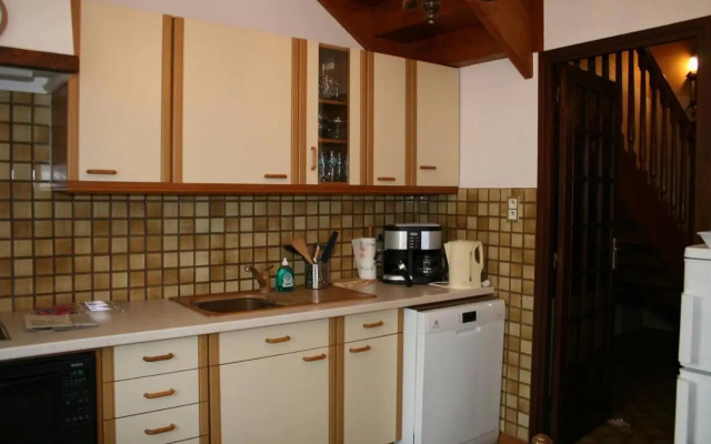 1 Bedroom House 20min Walk To Centre in Tournus (Adults Only)