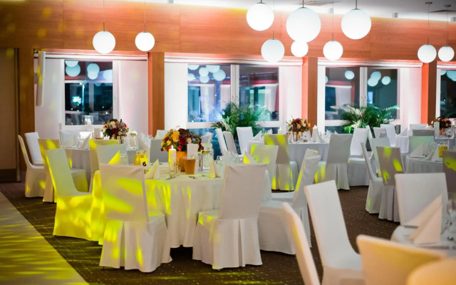 Hotel Platan