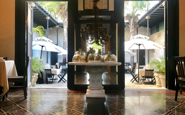 Coqui Coqui Meson De Malleville Valladolid Residence & Spa