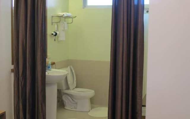 D' Morvie Suites- Davao
