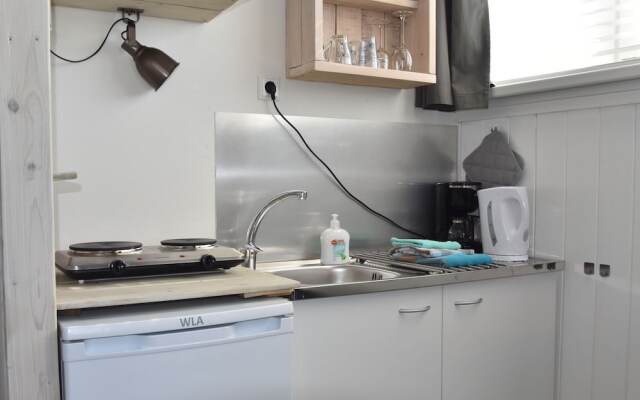 Elegant Studio Near Beach