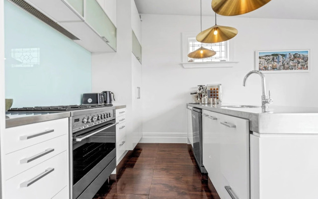 Cowan Street Home by Urban Rest