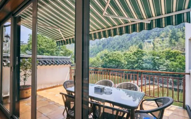 Linshuitai Homestay – Balcony – Hangzhou