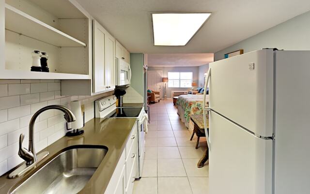 111 Sea Breeze - 1 Br Condo