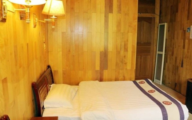 The Pearl Inn