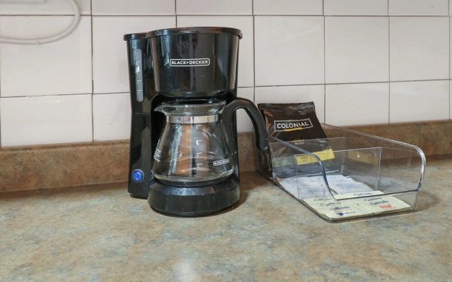 1BR Homey Pad - Lincoln 205