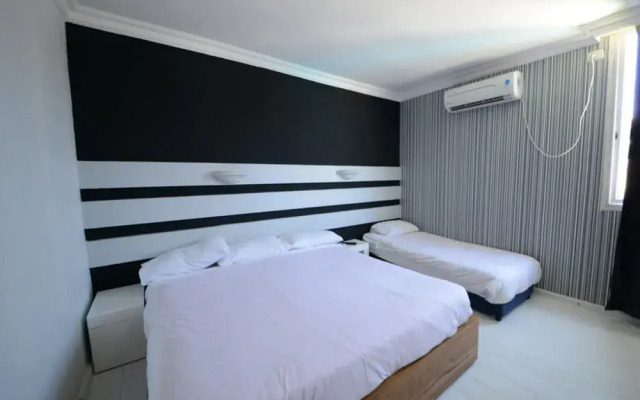 Rio Hotel