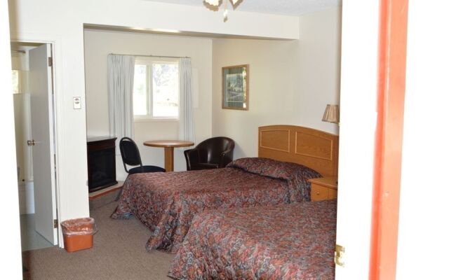 Rivermount Motel Campground and RV Park