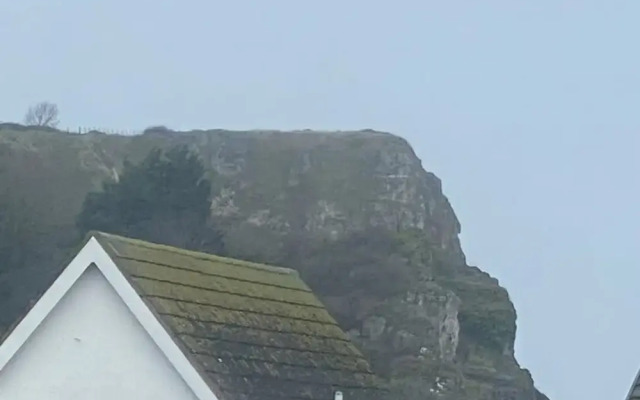 Spacious 3 Bed House in Penrhyn Bay, Llandudno