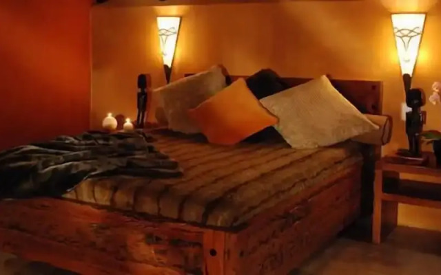 Manzini Swazi King Chalets