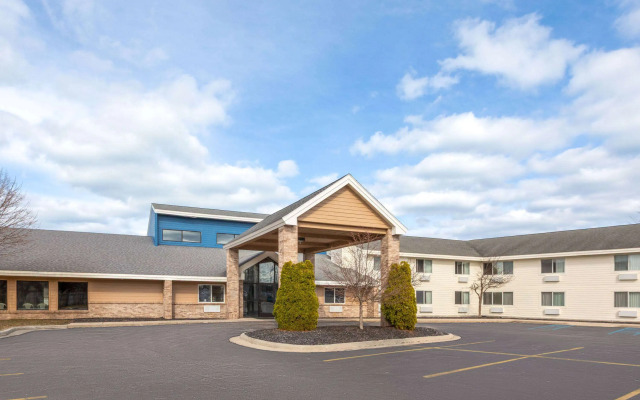 AmericInn by Wyndham Oscoda Near AuSable River