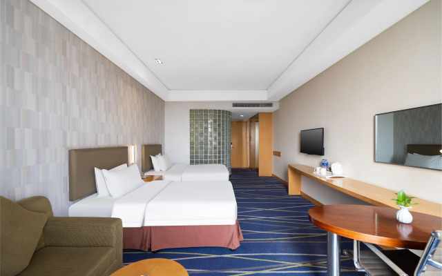 Holiday Inn Express Zhengzhou Airport
