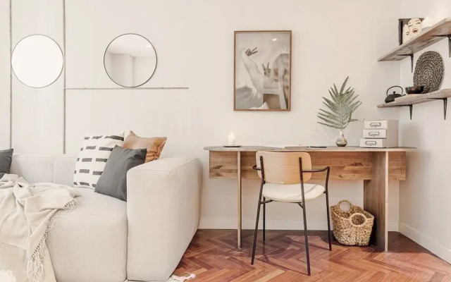 Raja - 2 Bedrooms Apartment in Almagro