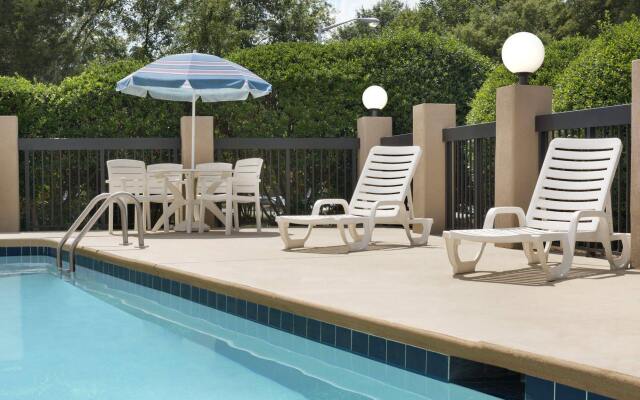 Country Inn & Suites By Carlson at Carowinds