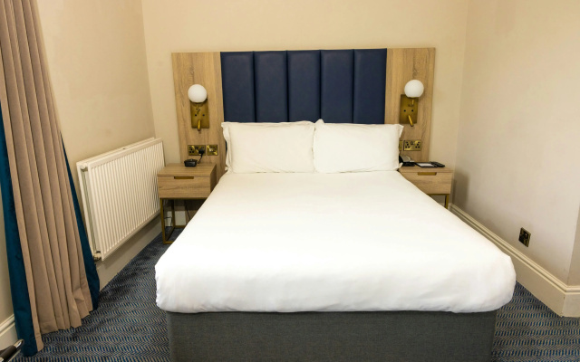 Dover Marina Hotel & Spa, Tapestry Collection by Hilton