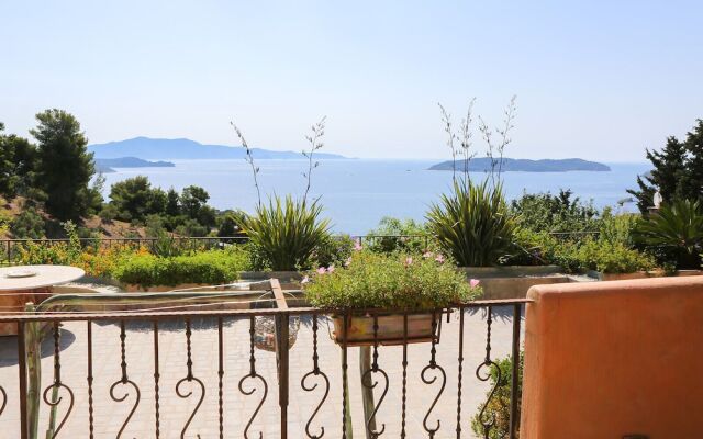 Villa Stratos Skiathos