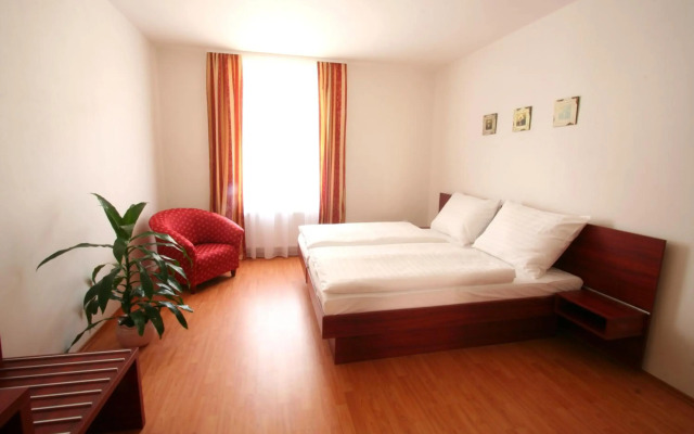 Aparthotel Susa