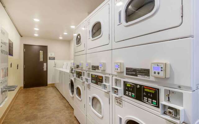 Extended Stay America Select Suites - Omaha - Southwest