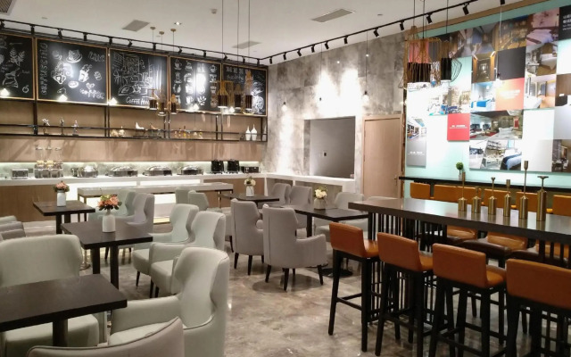Echarm Hotel Qingyuan Stadium Branch