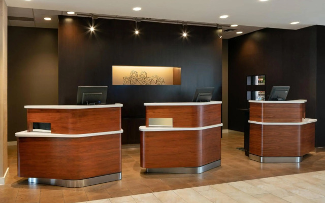 Courtyard by Marriott Denver Airport