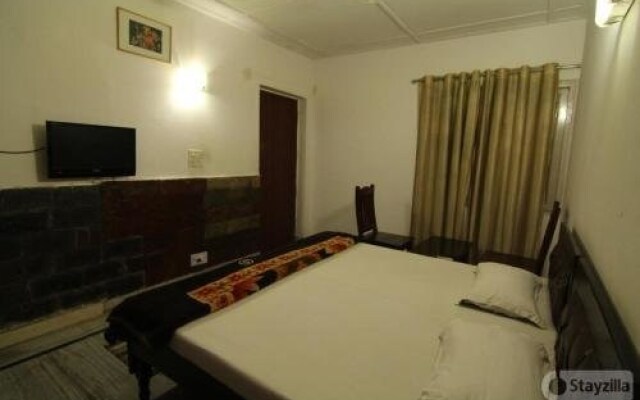 Kahira Guest House