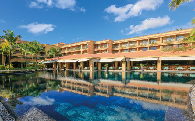 Mauricia Beachcomber Resort & Spa