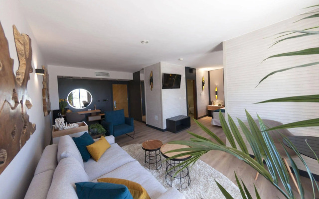 Hotel La Laguna Spa And Golf