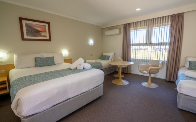 Hospitality Carnarvon, SureStay Collection by Best Western