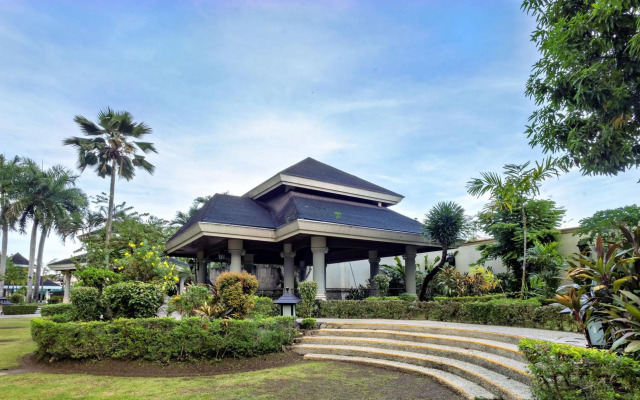 Waterfront Cebu City Hotel & Casino