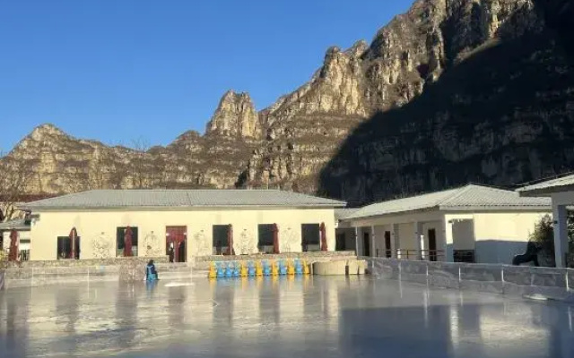 Qushuiliuxuan Dashe (Beijing Shidu Scenic Area Branch)