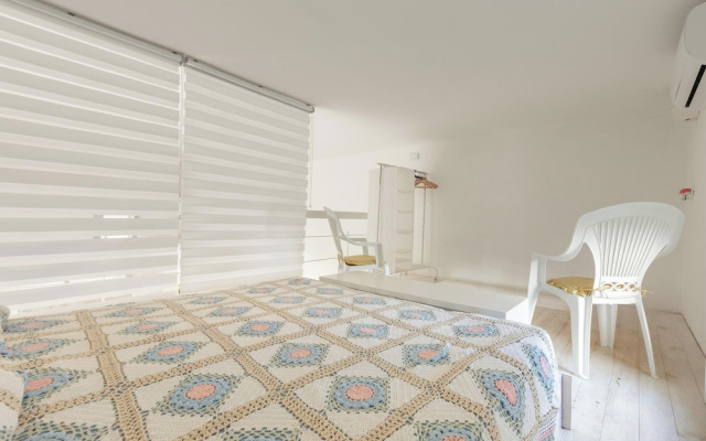 4024 Casina Litta by Barbarhouse