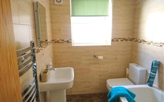 Apartment 20, The Moorings