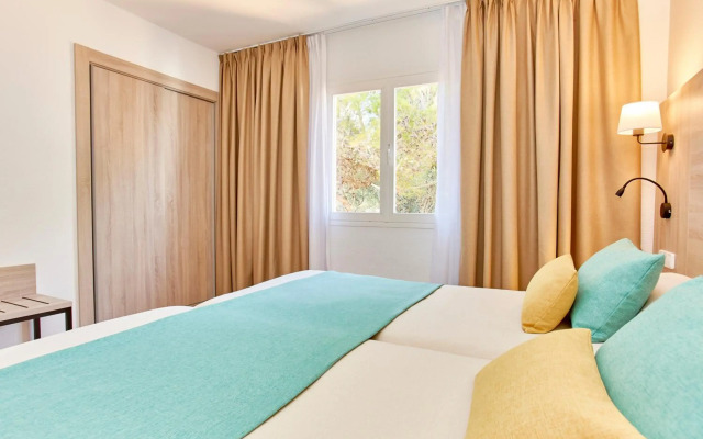 Universal Apartamentos Laguna Garden