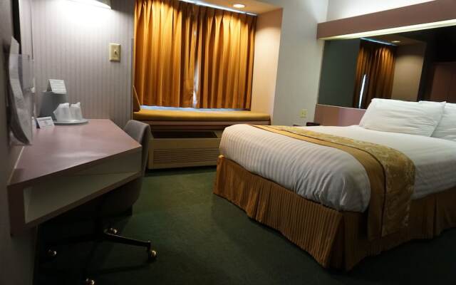 CenterWay Hotel Tonawanda