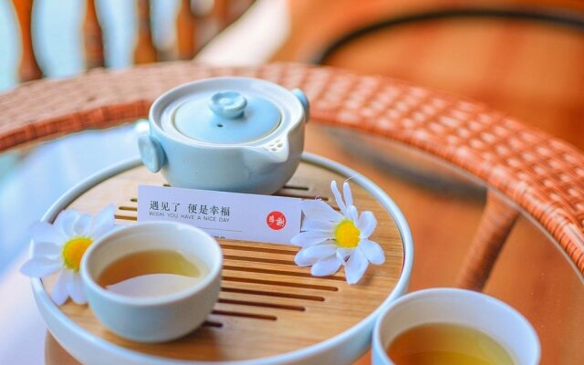 Fenghuang Joy Riverview Hotel
