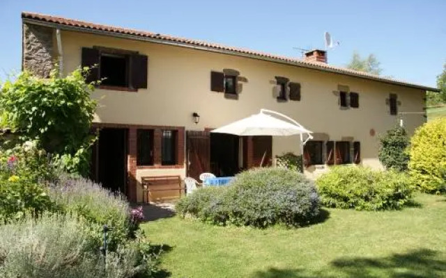 Les Hirondelles Chabanol