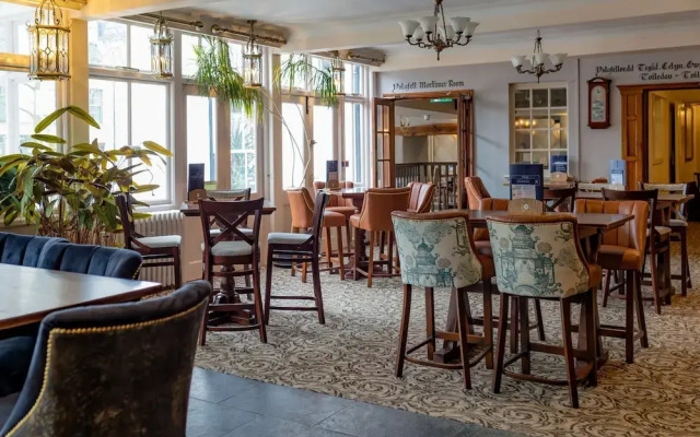 White Lion Royal Hotel