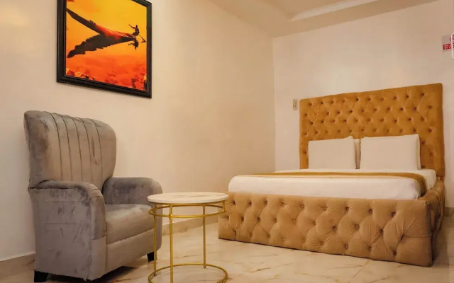 247 Luxury Hotel