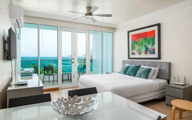 Bay View Iconic Old San Juan Private Balcony