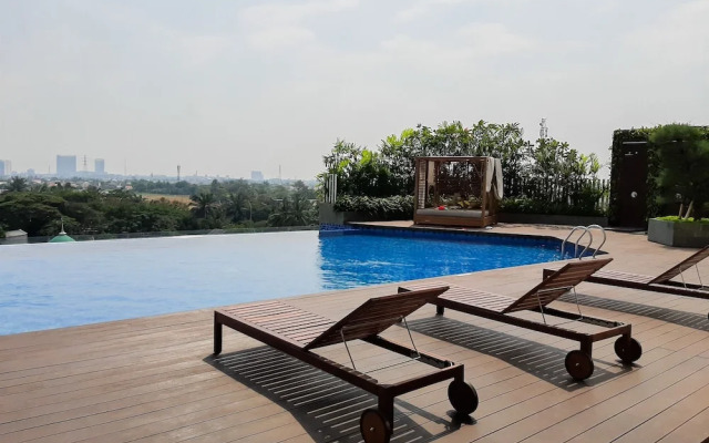 Minimalist Studio Room at Springwood Residence Tangerang Apartment