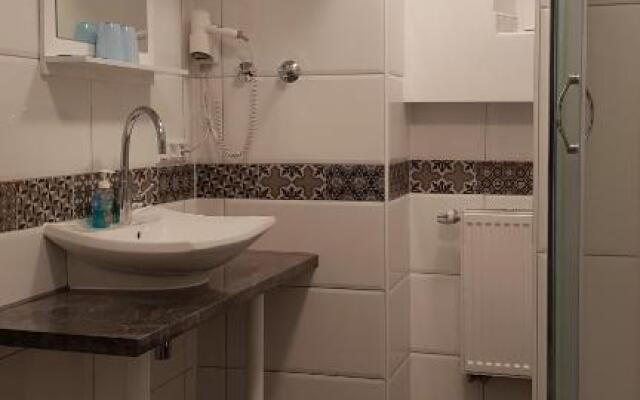 Hotel-Pension Adler Untertürkheim