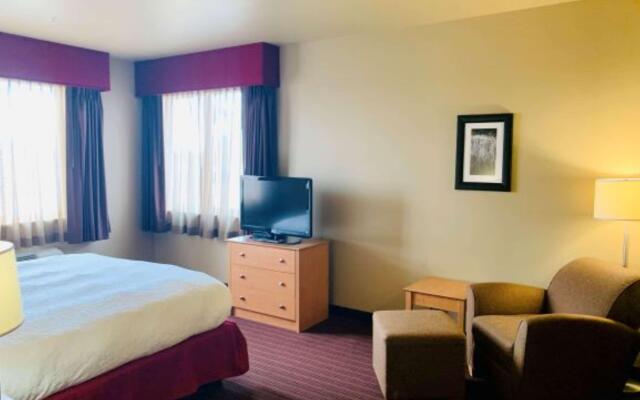 Best Western Golden Prairie Inn & Suites