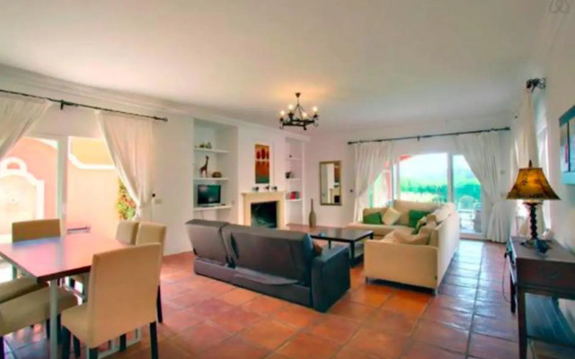 Villa 9 La Alzambra-Puerto Banus