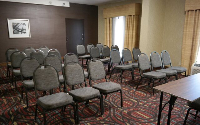 Holiday Inn Express Fredericksburg Southpoint by IHG