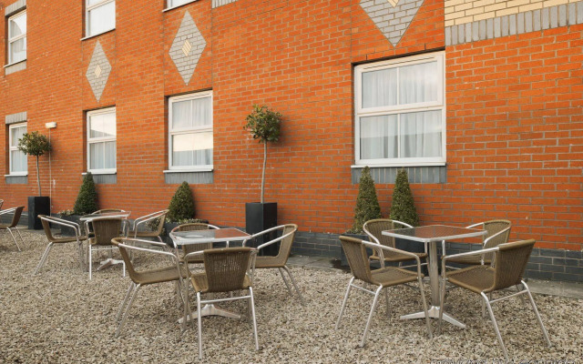 Holiday Inn Manchester West by IHG