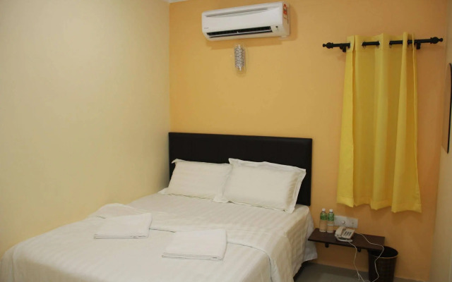 Royale City Hotel