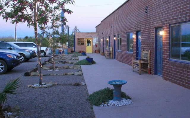 Rocket Inn