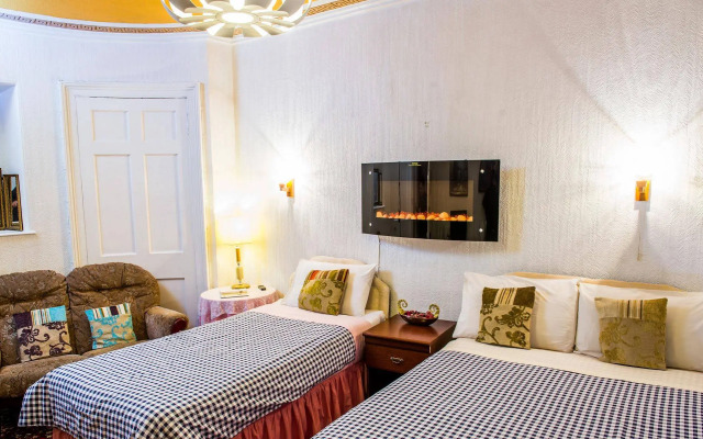 Lyncliff Hotel