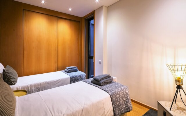 North Star Flats - Ribeira & Cellars