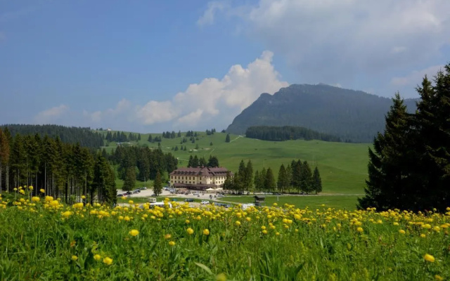 Hotel Vezzena